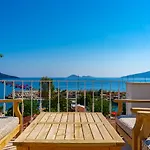 Pier & Апартаменты Калкан