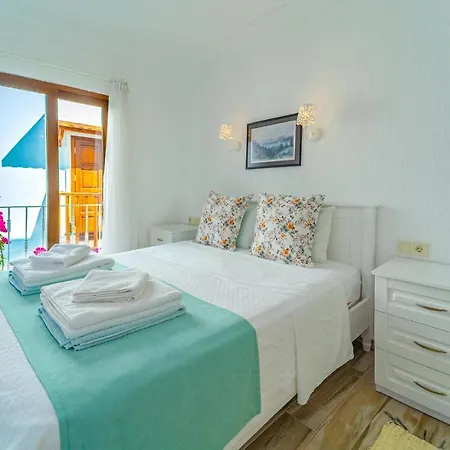 Pier Aparts * Kalkan