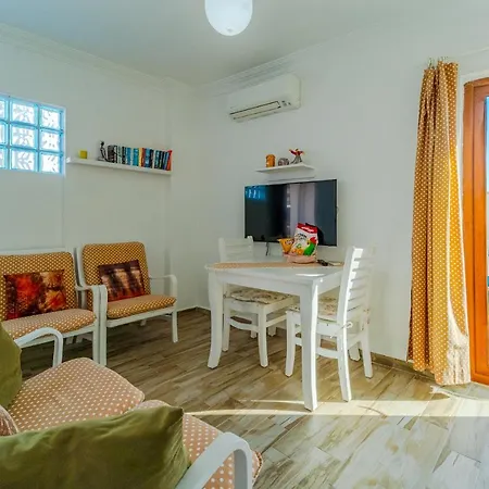 Pier Aparts Apartment Kalkan